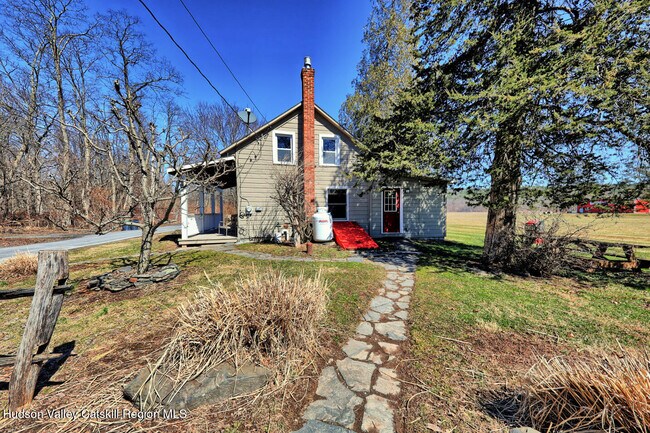 Building Photo - 101 Garcia Ln