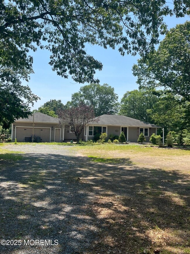 Primary Photo - 236 Lanes Mill Rd