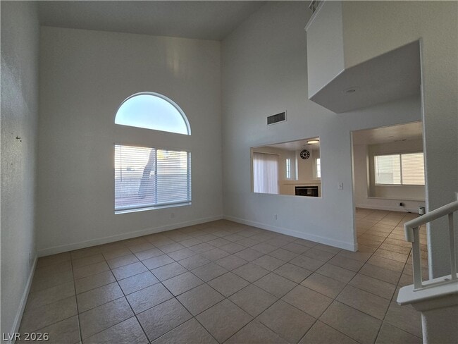 Building Photo - 1708 Sierra Valley Way