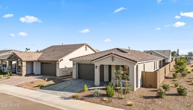 Building Photo - 5419 W Las Palmaritas Dr