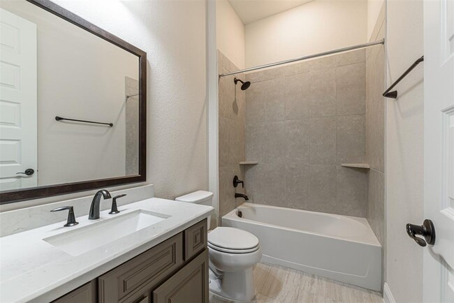 Building Photo - 28225 Beckwood Dr