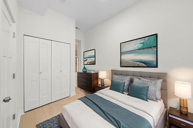 Building Photo - 3037 W Lexington St