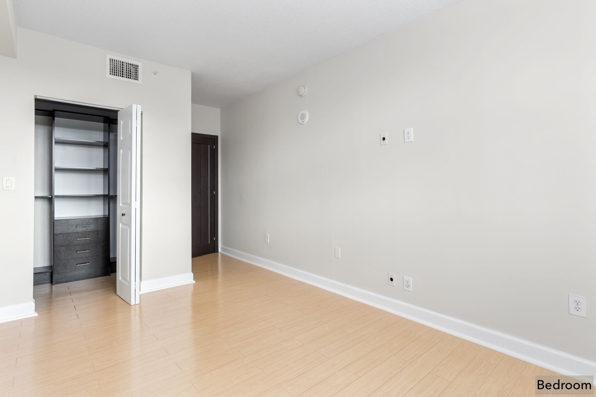 Building Photo - 50 Menores Ave