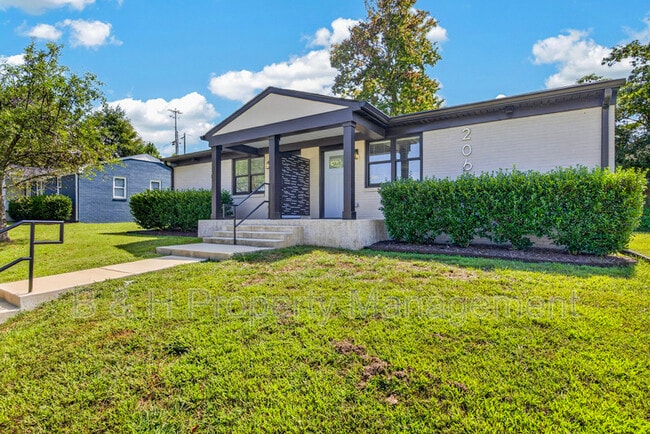 Building Photo - 206 Boatman St