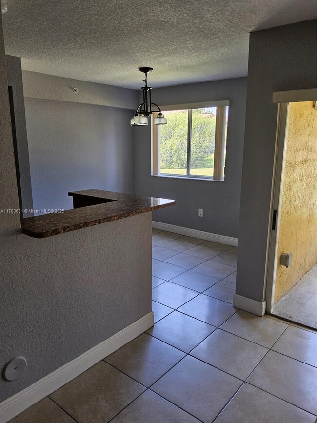 Building Photo - 20930 SW 87th Ave