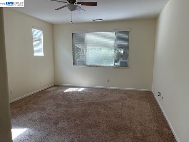 Building Photo - 1235 Santona Ct