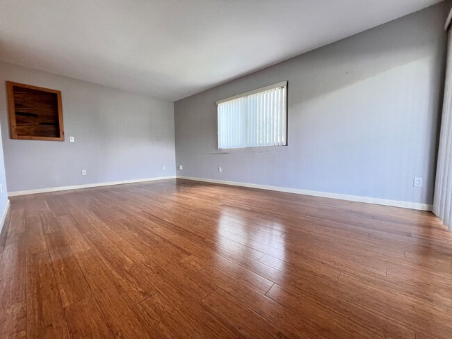 Building Photo - La Mesa Brierwood Condo Two Bedroom 2 Bath...