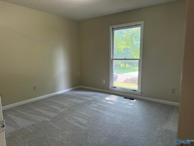 Building Photo - 272 Pops Corner
