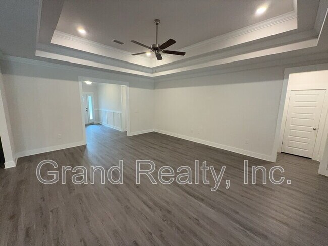 Building Photo - 5963 Cherry Hill Cir