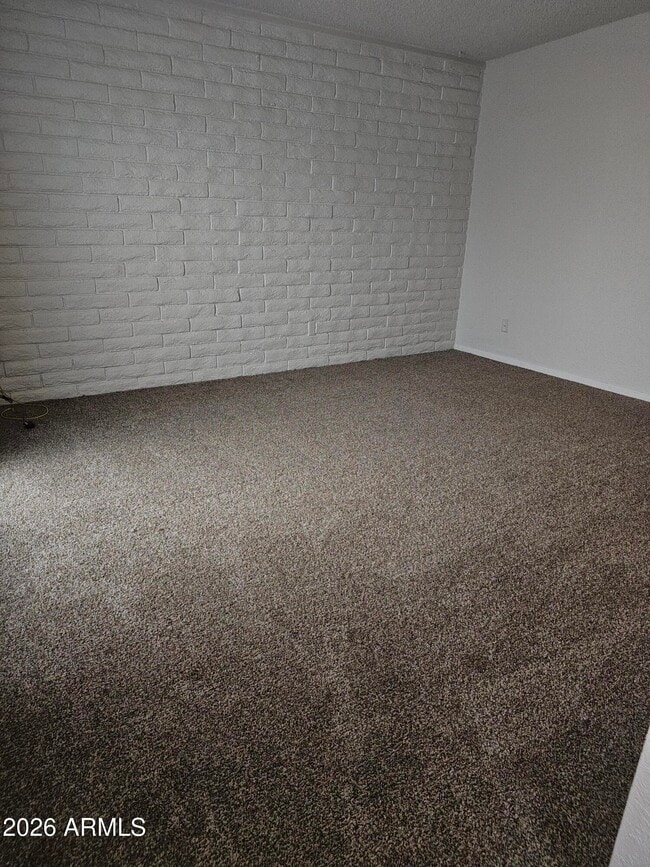 Building Photo - 306 3rd St