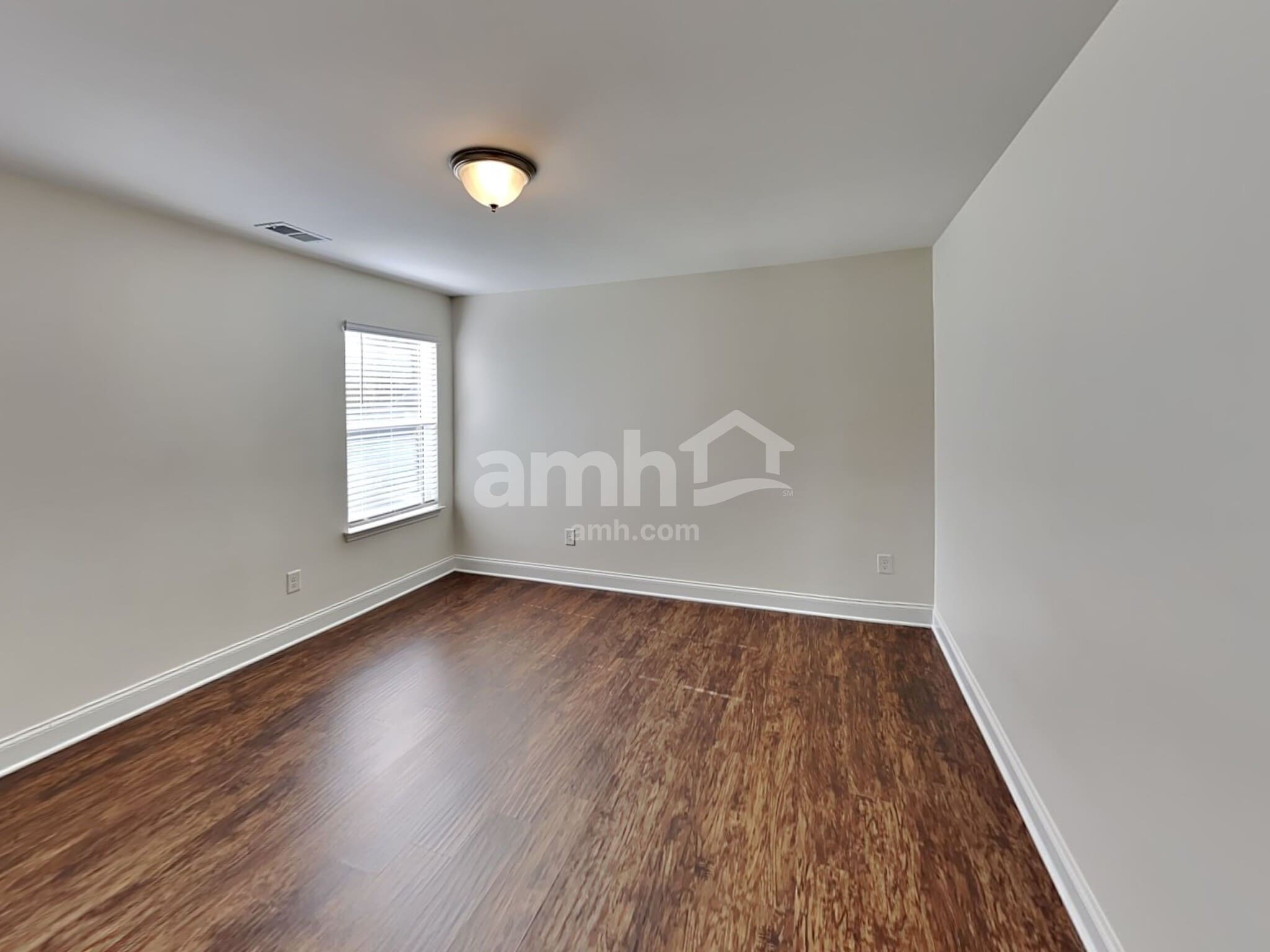 Building Photo - 3588 Okelly Dr