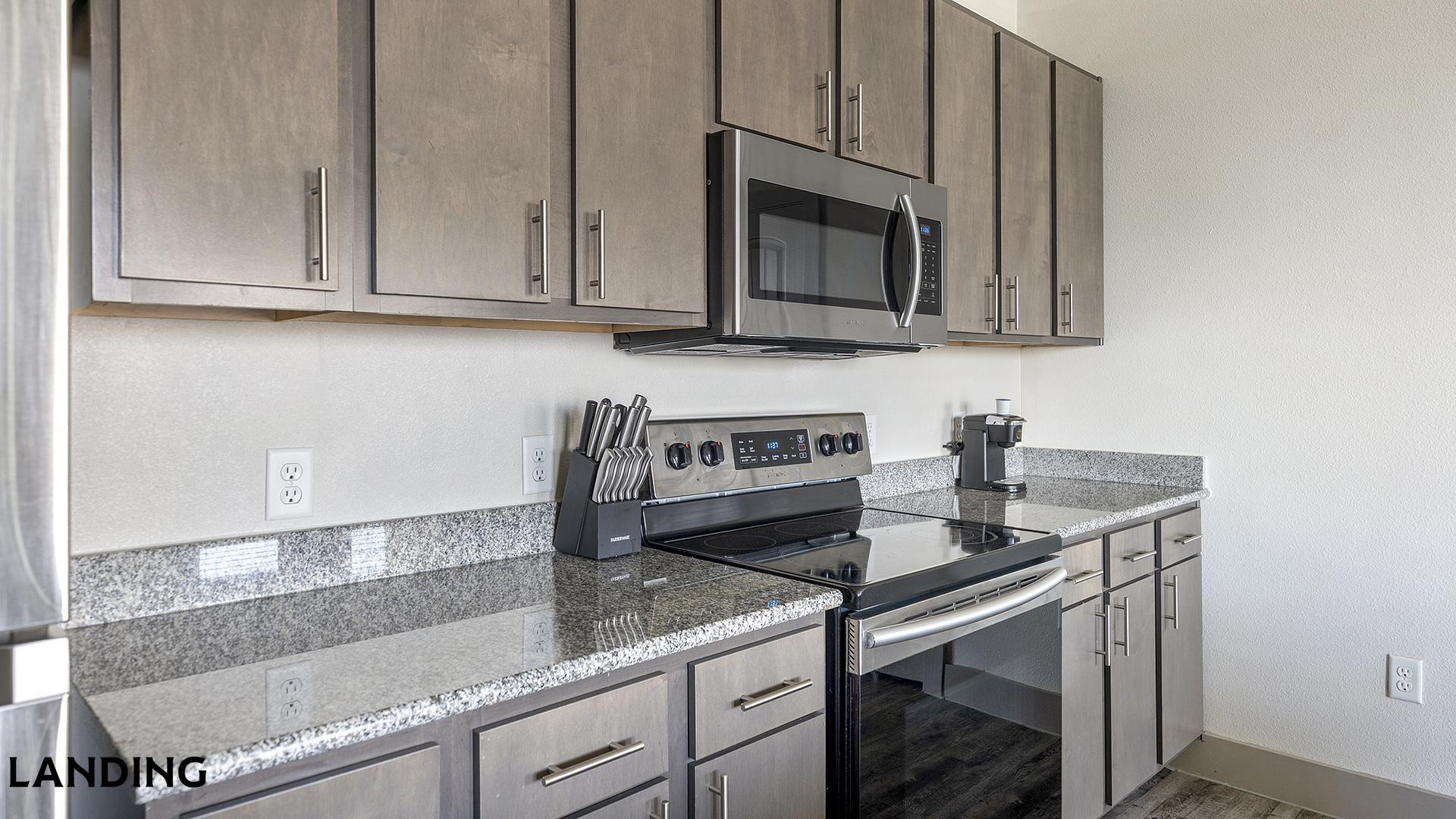 Building Photo - 12500 Shadowglen Trce