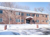 Building Photo - 311 W Bert St