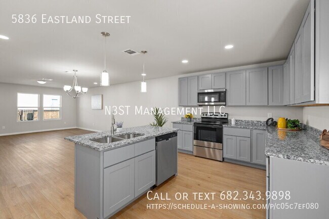 Building Photo - 5836 Eastland St