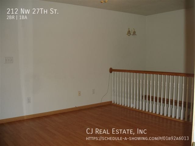 Building Photo - 212 NW 27th St Ct