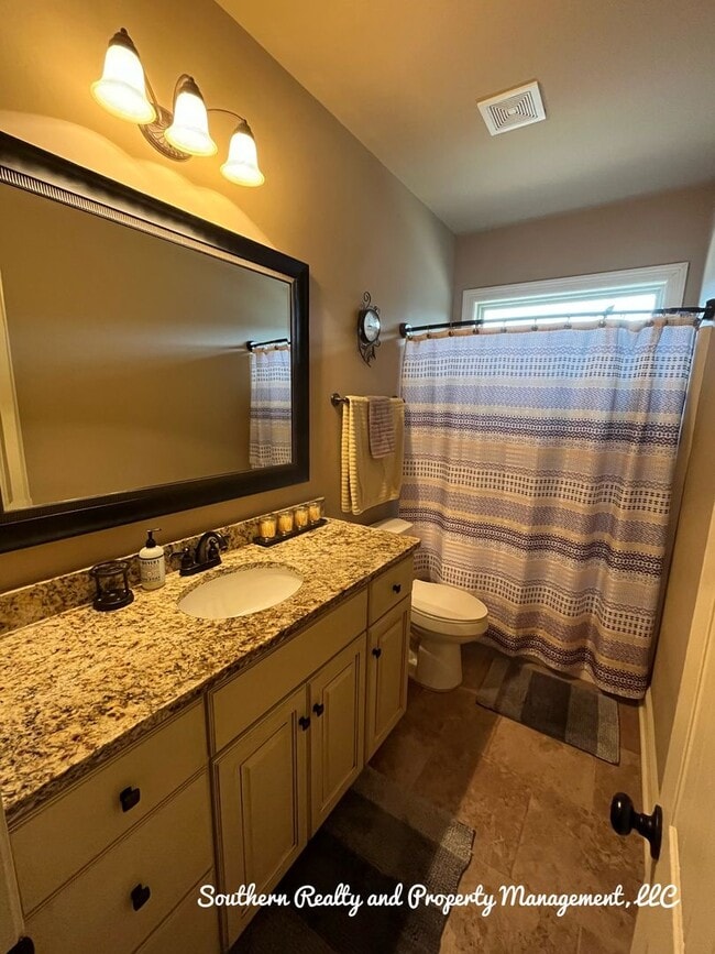 Building Photo - Mulder Cove Lane in Wetumpka off Redland Road