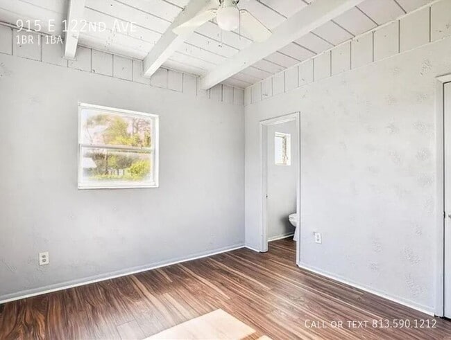 Building Photo - 915 E 122nd Ave