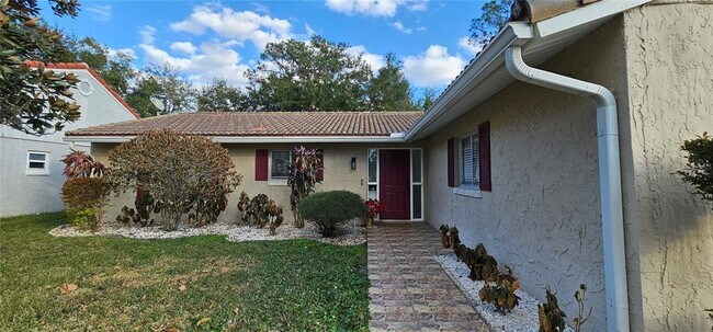 Building Photo - 10123 Fairtree Ln