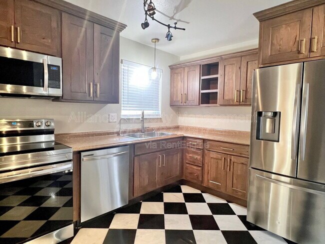 Building Photo - 514 Catalina Dr