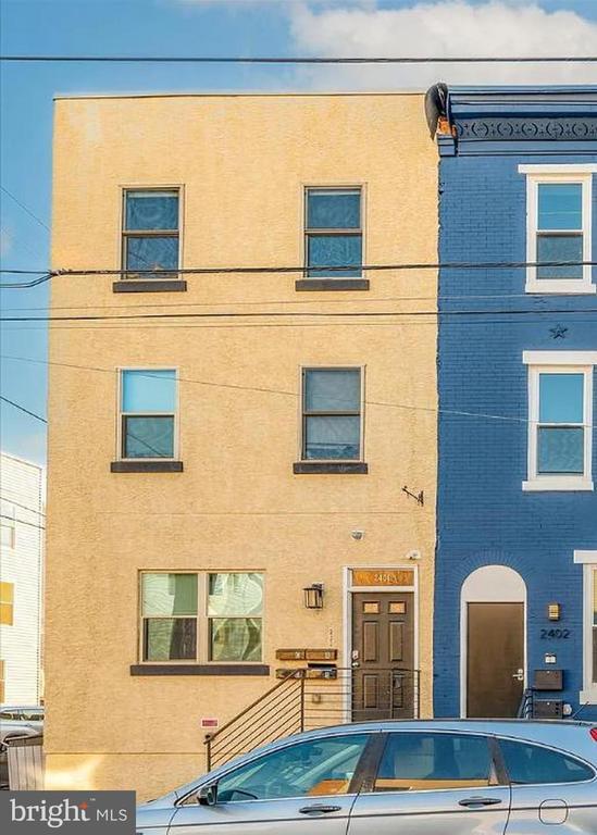 Building Photo - 2400 W Thompson St