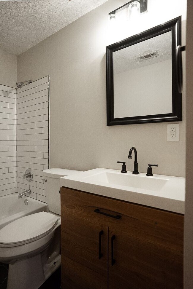 Building Photo - 2398 Winston Way