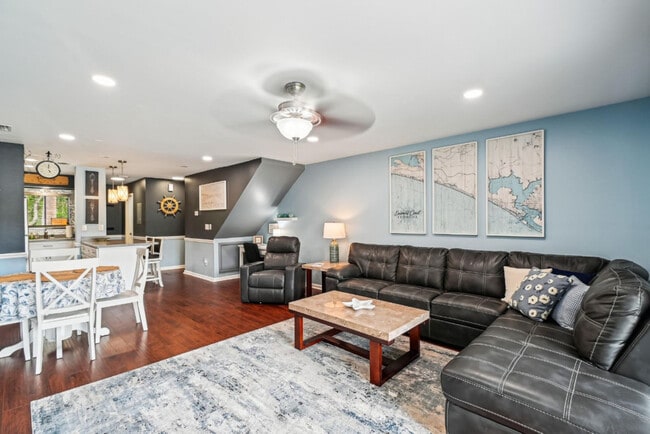 Building Photo - 17751 Panama City Beach Pkwy