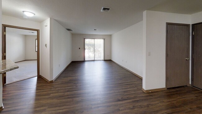 Building Photo - RENOVATED Condo Style Lower 1 Bedroom 1 Bathroom Apartment Available