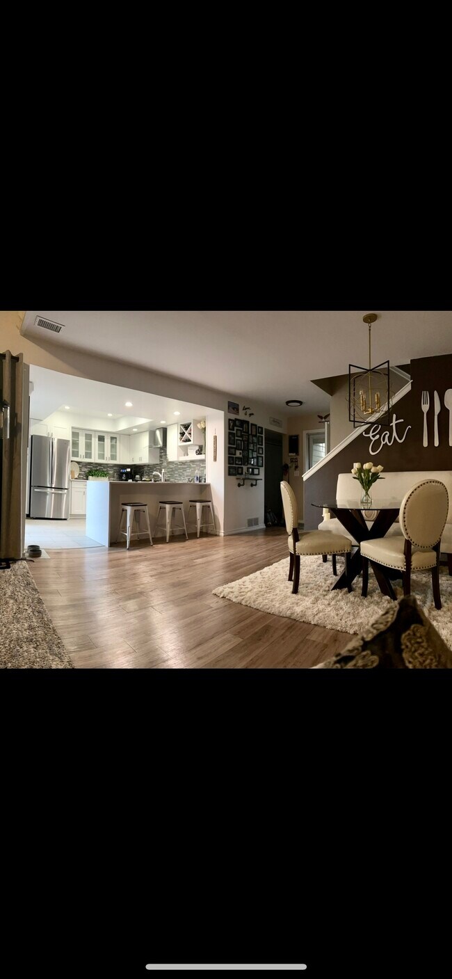 Building Photo - 13324 E Asbury Dr