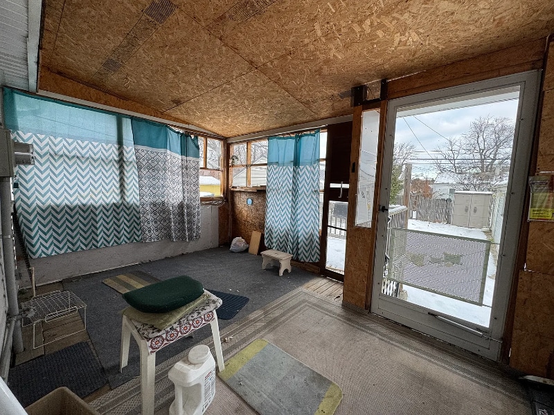 Building Photo - 84 W Kalama Ave