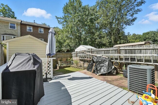 Building Photo - 14727 Bentley Square