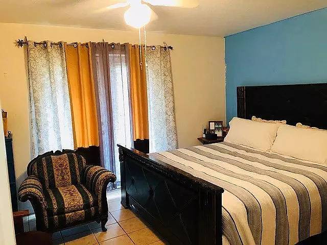 Building Photo - 634 Cohen Way