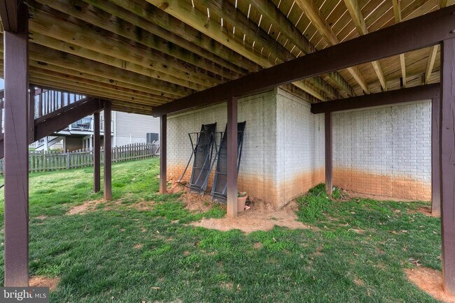 Building Photo - 9 Eisentown Drive