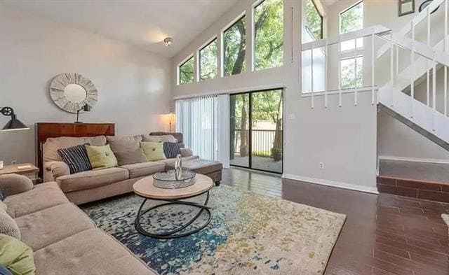Building Photo - 2304 Wood Cliff Ct