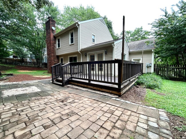 Building Photo - 1210 Somersby Ln