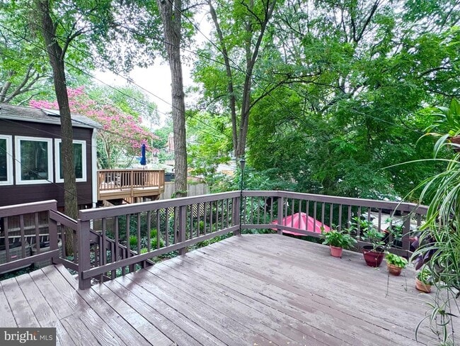 Building Photo - 4417 Volta Pl NW