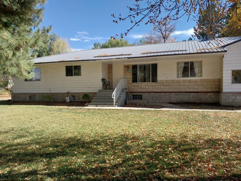 Building Photo - 903 Bannock St