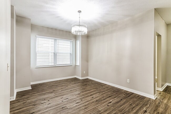 Building Photo - 795 Shellbark St