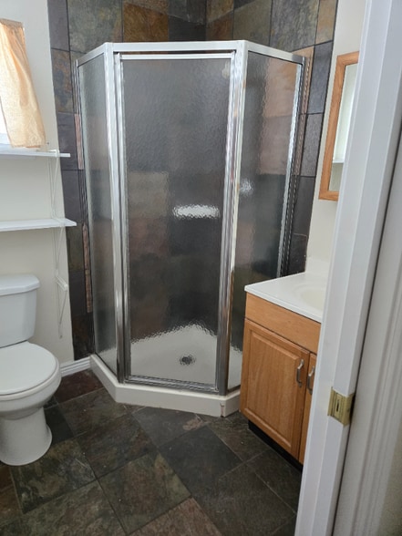 Building Photo - 2087 Eagle Cliff Rd