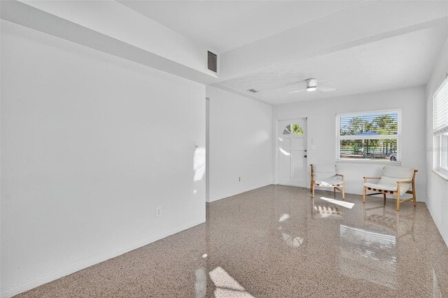 Building Photo - 5410 19th Ave S