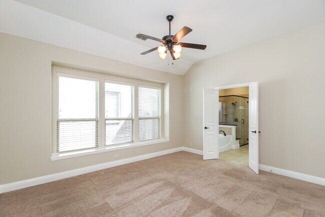 Building Photo - 1017 Snowbird Dr