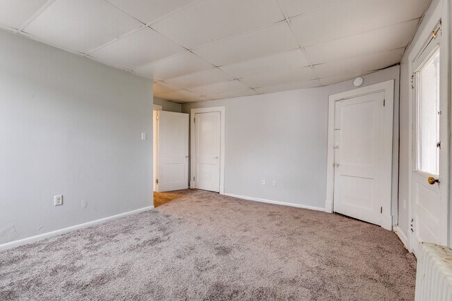 Building Photo - 2300 Arlington Ave