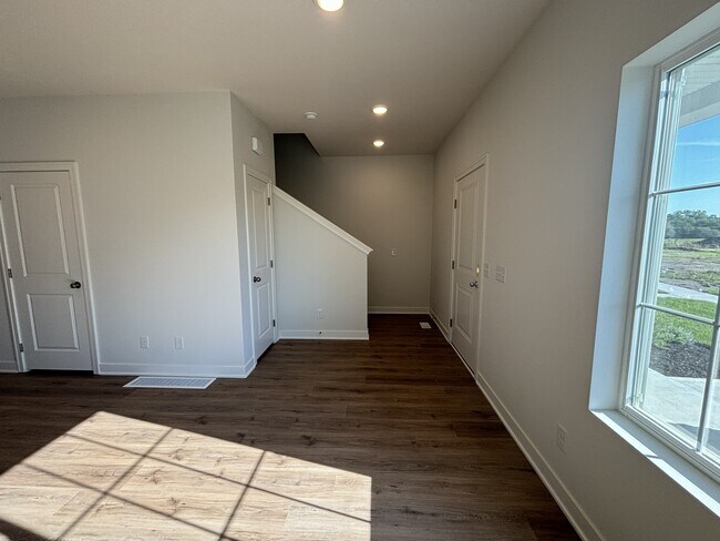 Building Photo - 11407 N 161st Ct