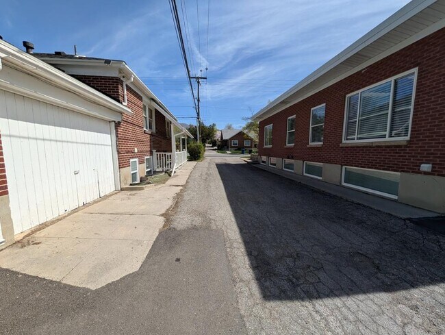 Building Photo - 1978 S 1300 E