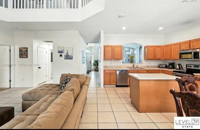 Building Photo - 8520 Sunrise Key Dr