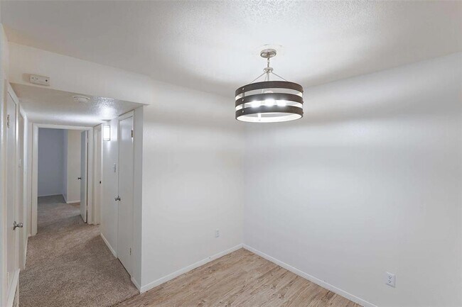 Building Photo - 8405 Bent Tree Rd