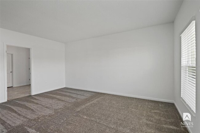 Building Photo - 1502 Brentwood Dr