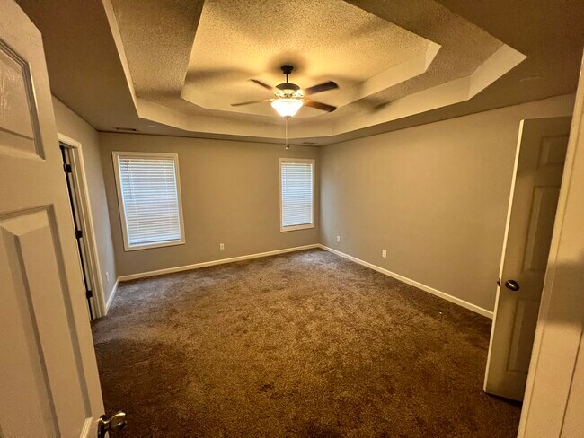 Building Photo - 202 Sable Trace Dr