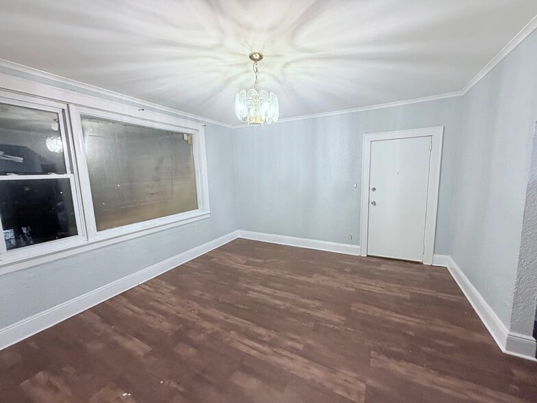 Building Photo - 75 Mount Prospect Ave