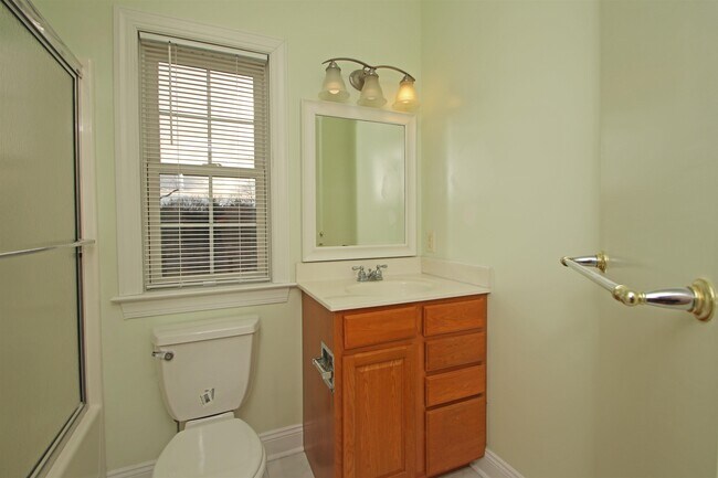 Building Photo - 17888 Mountain Valley Rd