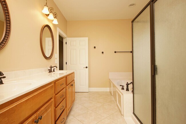 Building Photo - Swift Creek